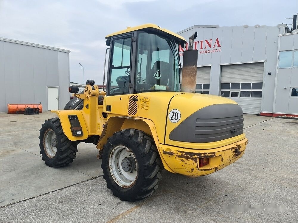Volvo L40B - Kolesový nakladač: obrázok 2 Volvo L40B - Kolesový nakladač: obrázok 2