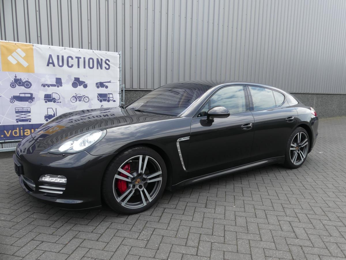 Porsche Panamera, Platina Edition - Sedan: obrázok 1 Porsche Panamera, Platina Edition - Sedan: obrázok 1