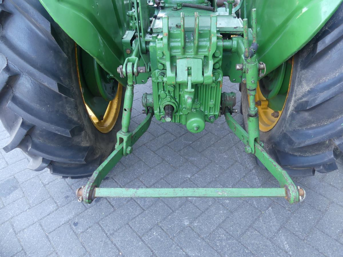 Vierzon 201 - Traktor: obrázok 5 Vierzon 201 - Traktor: obrázok 5