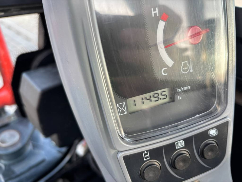 **SOLD** Kubota KX 027-4 - Mini rýpadlo: obrázok 5 **SOLD** Kubota KX 027-4 - Mini rýpadlo: obrázok 5