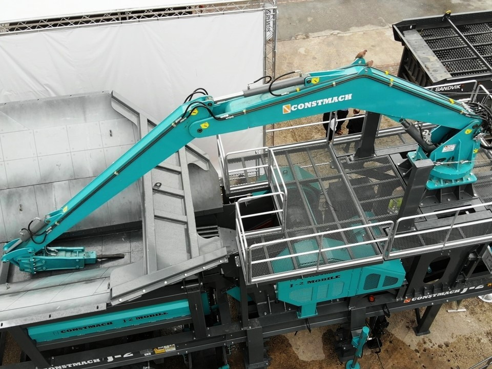 CONSTMACH Hydraulischer Abbruchhammer – Maximale Schlagkraft für Harte Abbrucharbeiten - Drvič: obrázok 3 CONSTMACH Hydraulischer Abbruchhammer – Maximale Schlagkraft für Harte Abbrucharbeiten - Drvič: obrázok 3