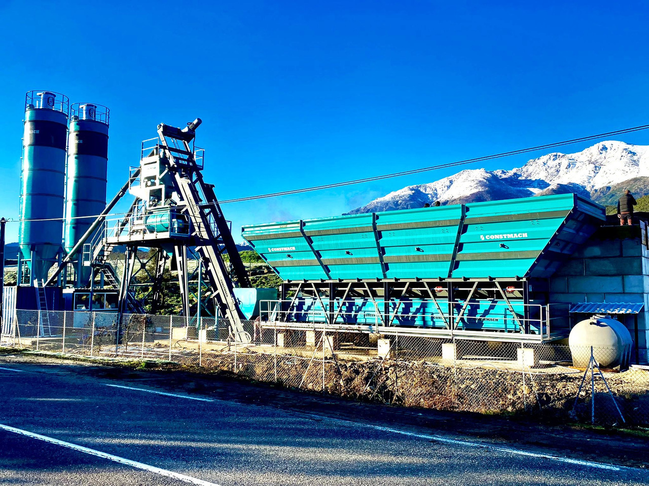 Constmach 100 m³/h Compact Concrete Batching Plant - Betonáreň: obrázok 1 Constmach 100 m³/h Compact Concrete Batching Plant - Betonáreň: obrázok 1