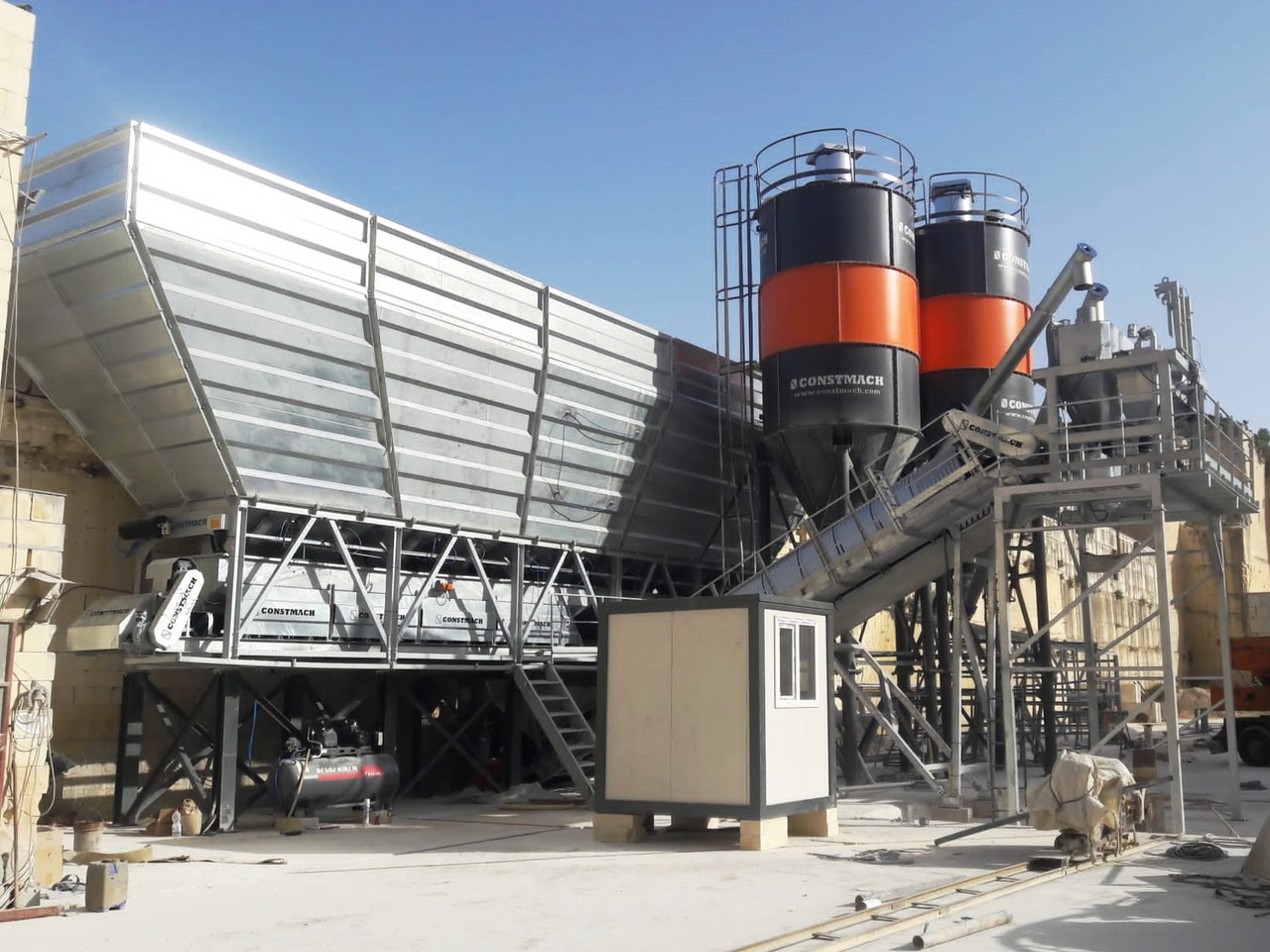 Constmach 100 m³/h Dry Type Concrete Batching Plant - Betonáreň: obrázok 2 Constmach 100 m³/h Dry Type Concrete Batching Plant - Betonáreň: obrázok 2