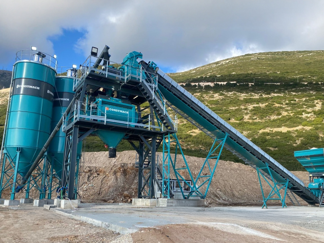 Constmach 120 m³/h Stationary Concrete Batching Plant - Betonáreň: obrázok 1 Constmach 120 m³/h Stationary Concrete Batching Plant - Betonáreň: obrázok 1
