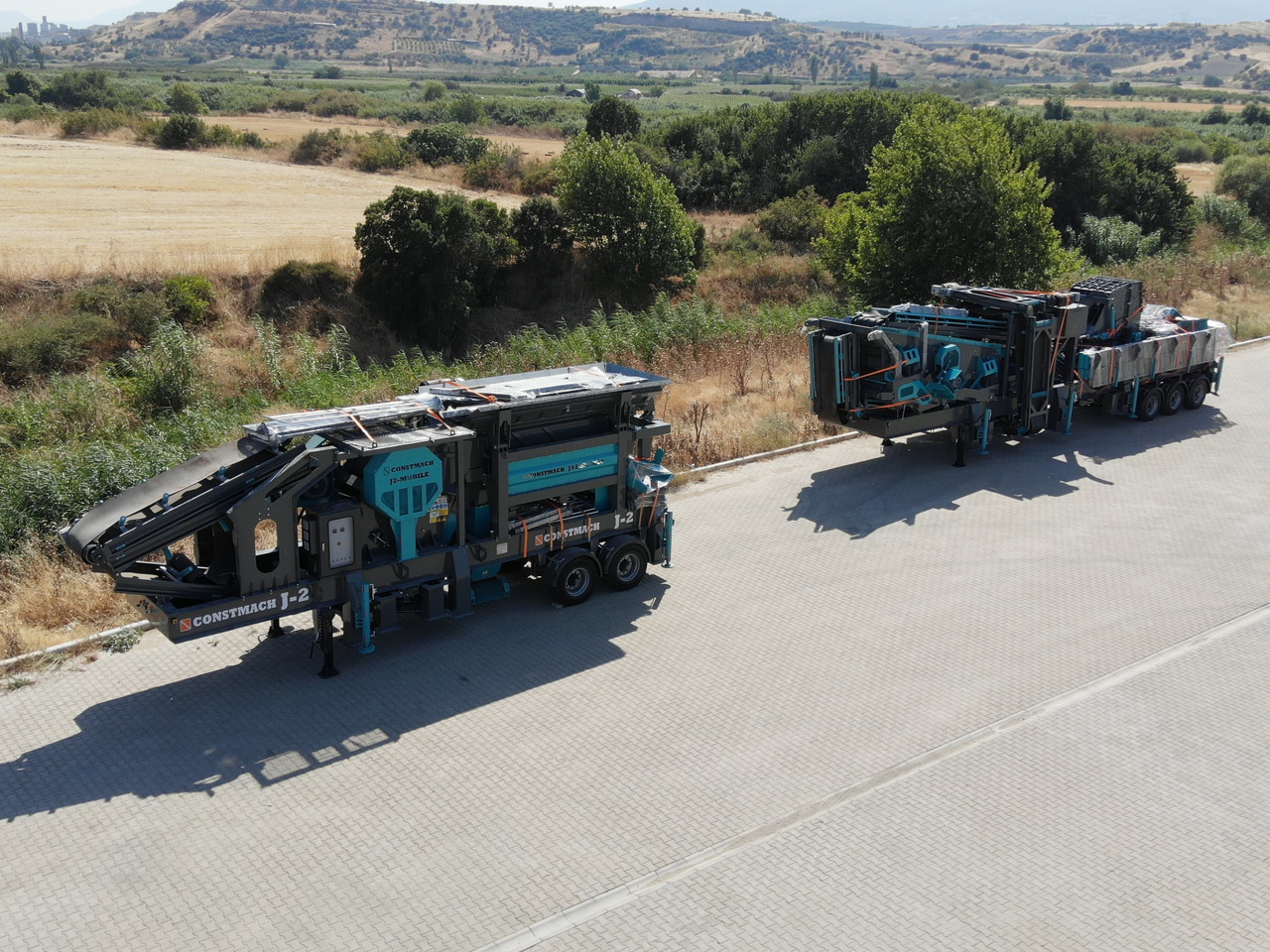 Constmach Installation Mobile De Concassage Et De Criblage À Impact D'une Capacité De 150 À 200 Tonnes - Mobilný drvič: obrázok 2 Constmach Installation Mobile De Concassage Et De Criblage À Impact D'une Capacité De 150 À 200 Tonnes - Mobilný drvič: obrázok 2