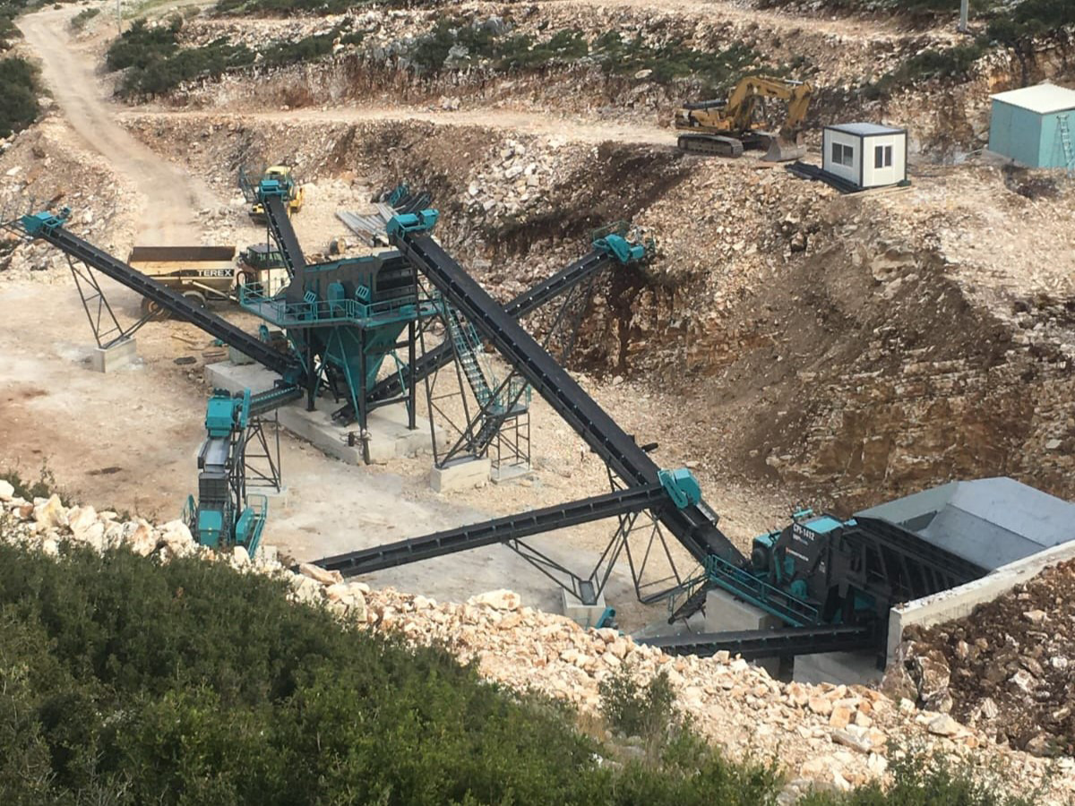 Constmach Installation Stationnaire De Concassage De Pierres De Basalte 250-300 Tph - Drvič: obrázok 4 Constmach Installation Stationnaire De Concassage De Pierres De Basalte 250-300 Tph - Drvič: obrázok 4