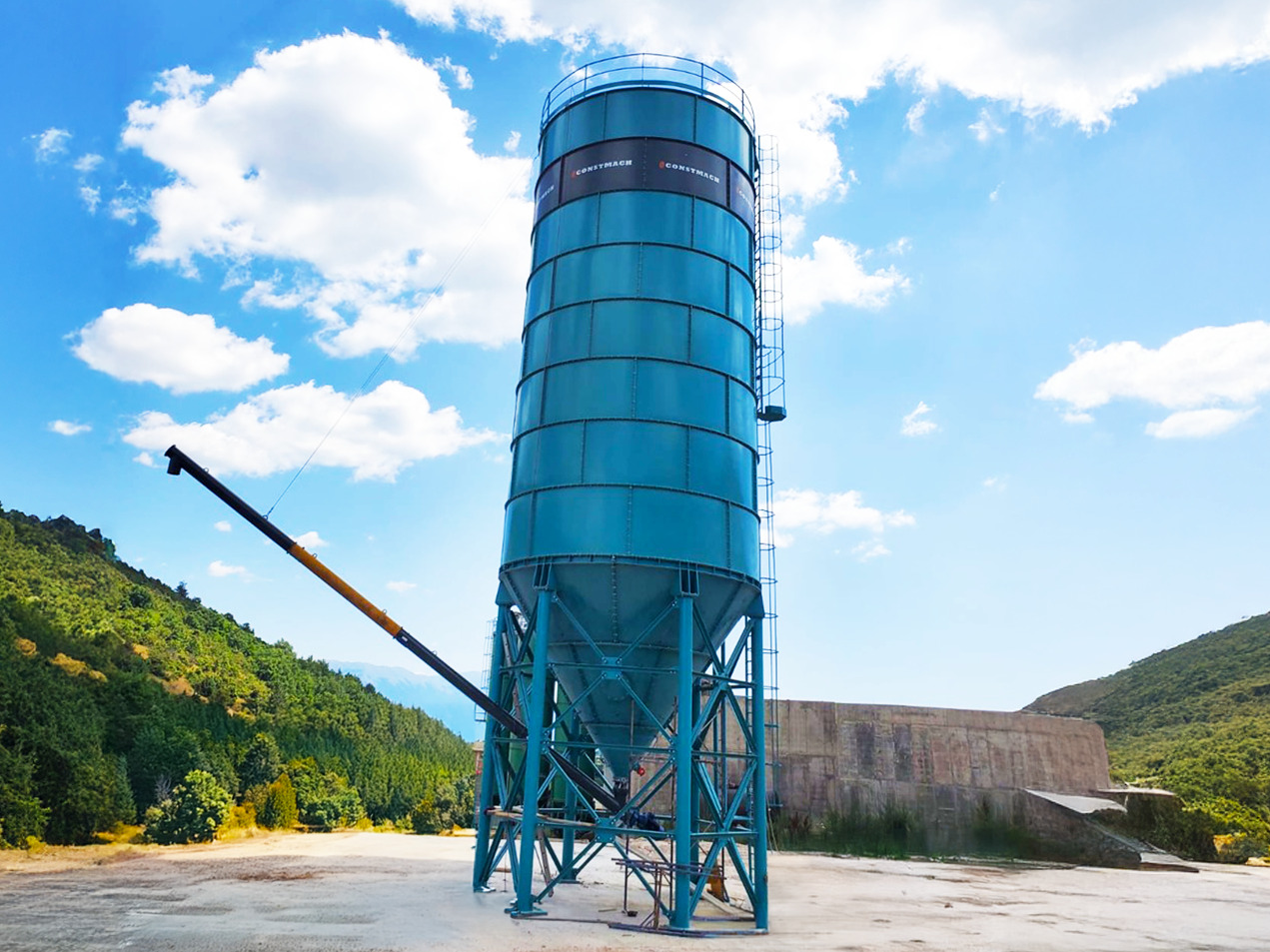 Constmach Silo à Ciment d'une Capacité de 500 Tonnes - Silo na cement: obrázok 1 Constmach Silo à Ciment d'une Capacité de 500 Tonnes - Silo na cement: obrázok 1