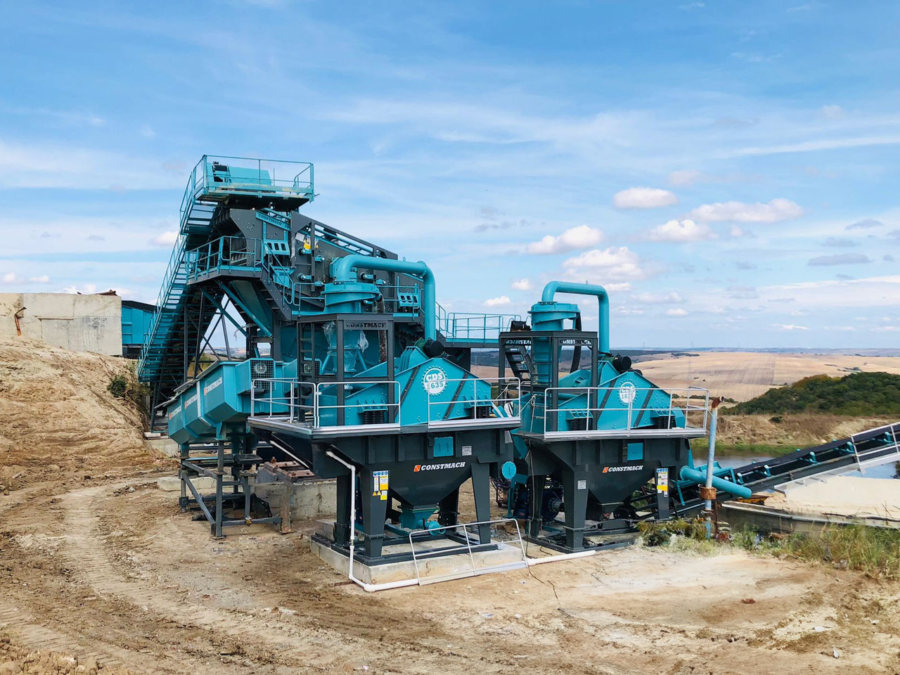 Constmach Stationary Washing And Screening Plant (Sand, Gravel, Gravel Washing And Screening) - Třídič: obrázok 1 Constmach Stationary Washing And Screening Plant (Sand, Gravel, Gravel Washing And Screening) - Třídič: obrázok 1