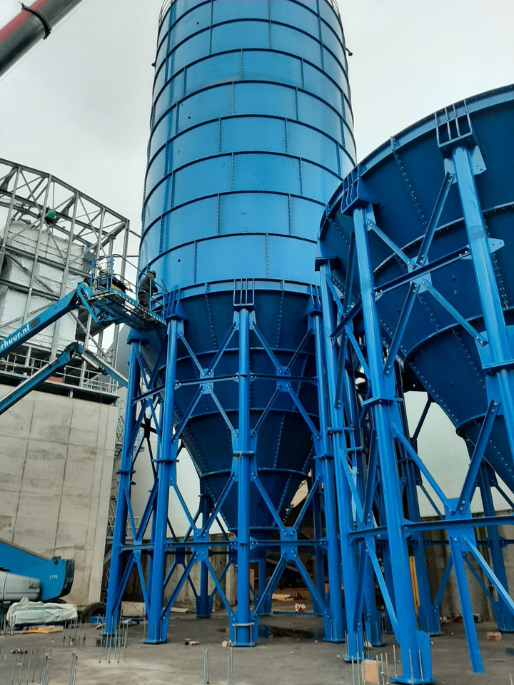 Constmach Zement Silo mit 3000 Tonnen Kapazität - Silo na cement: obrázok 1 Constmach Zement Silo mit 3000 Tonnen Kapazität - Silo na cement: obrázok 1