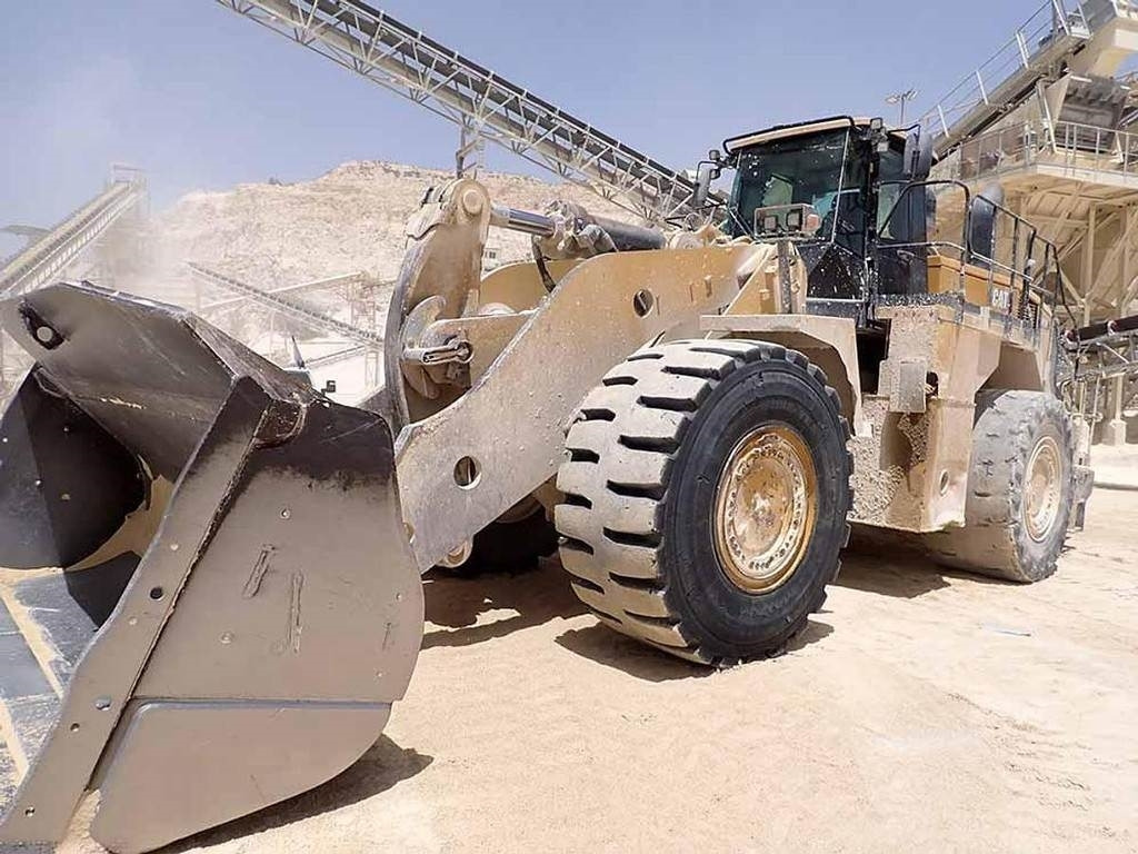 CAT 988K - Kolesový nakladač: obrázok 2 CAT 988K - Kolesový nakladač: obrázok 2