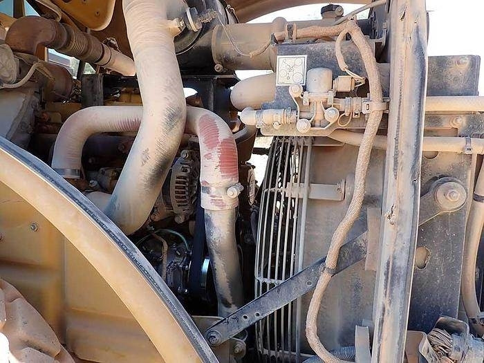 Vibračná doska CAT CS64B: obrázok 26 Vibračná doska CAT CS64B: obrázok 26