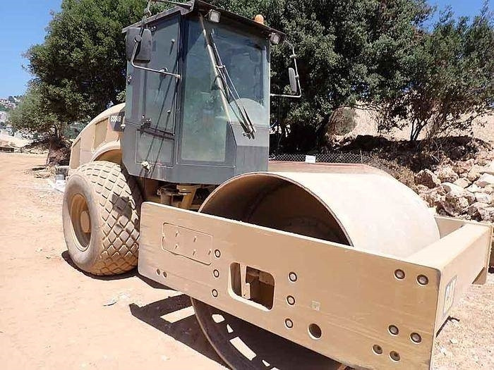 Vibračná doska CAT CS64B: obrázok 8 Vibračná doska CAT CS64B: obrázok 8