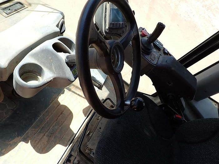 Vibračná doska CAT CS64B: obrázok 17 Vibračná doska CAT CS64B: obrázok 17