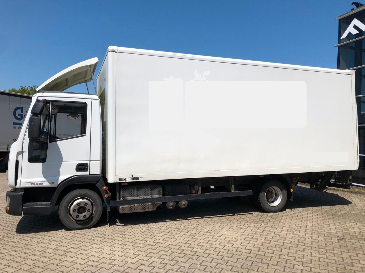 Iveco 75 E 190 Koffer*LBW*Schalter*Blatt/Luft*Klima - Dodávka skriňová nadstavba: obrázok 5 Iveco 75 E 190 Koffer*LBW*Schalter*Blatt/Luft*Klima - Dodávka skriňová nadstavba: obrázok 5