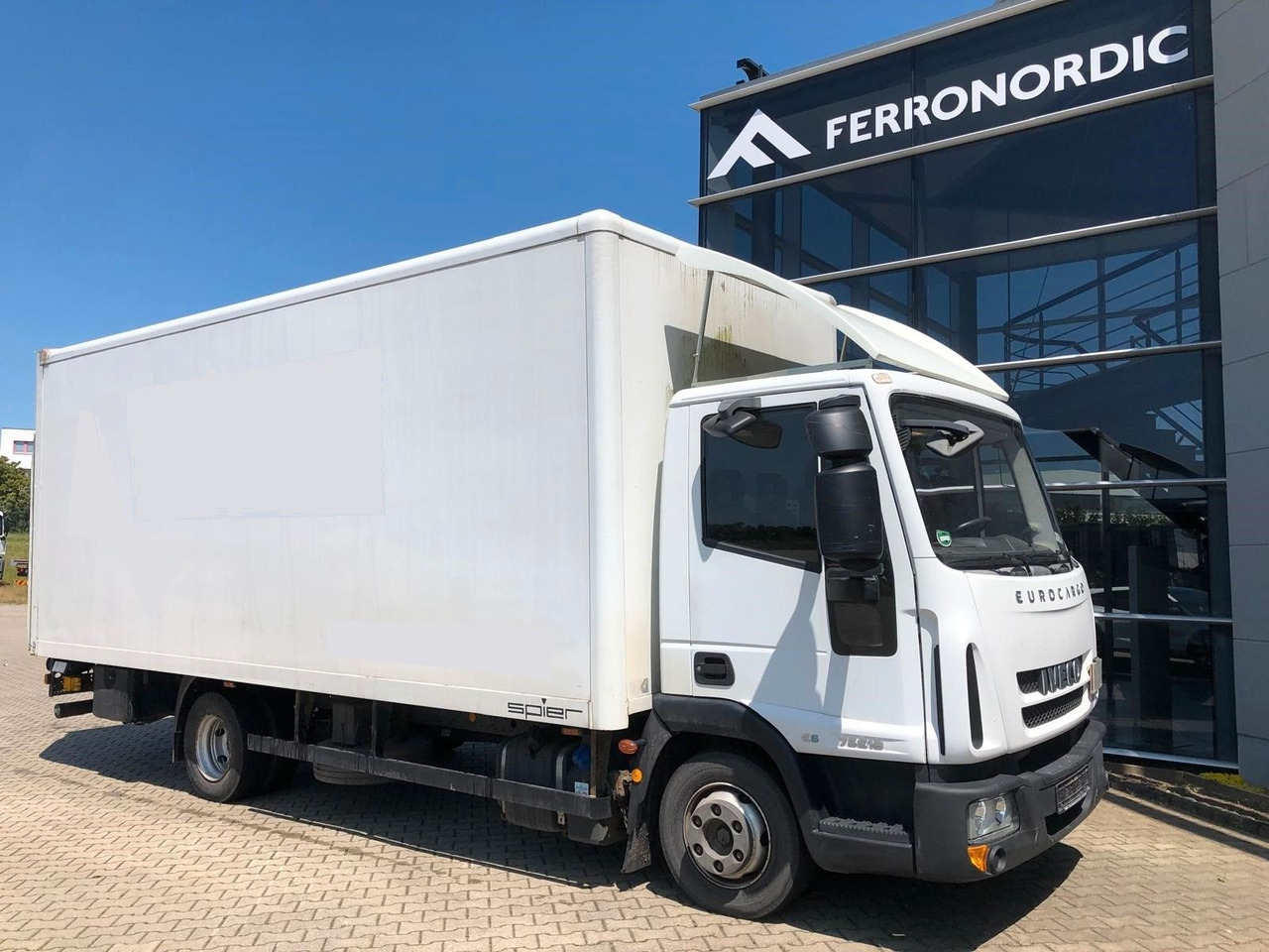 Iveco 75 E 190 Koffer*LBW*Schalter*Blatt/Luft*Klima - Dodávka skriňová nadstavba: obrázok 1 Iveco 75 E 190 Koffer*LBW*Schalter*Blatt/Luft*Klima - Dodávka skriňová nadstavba: obrázok 1