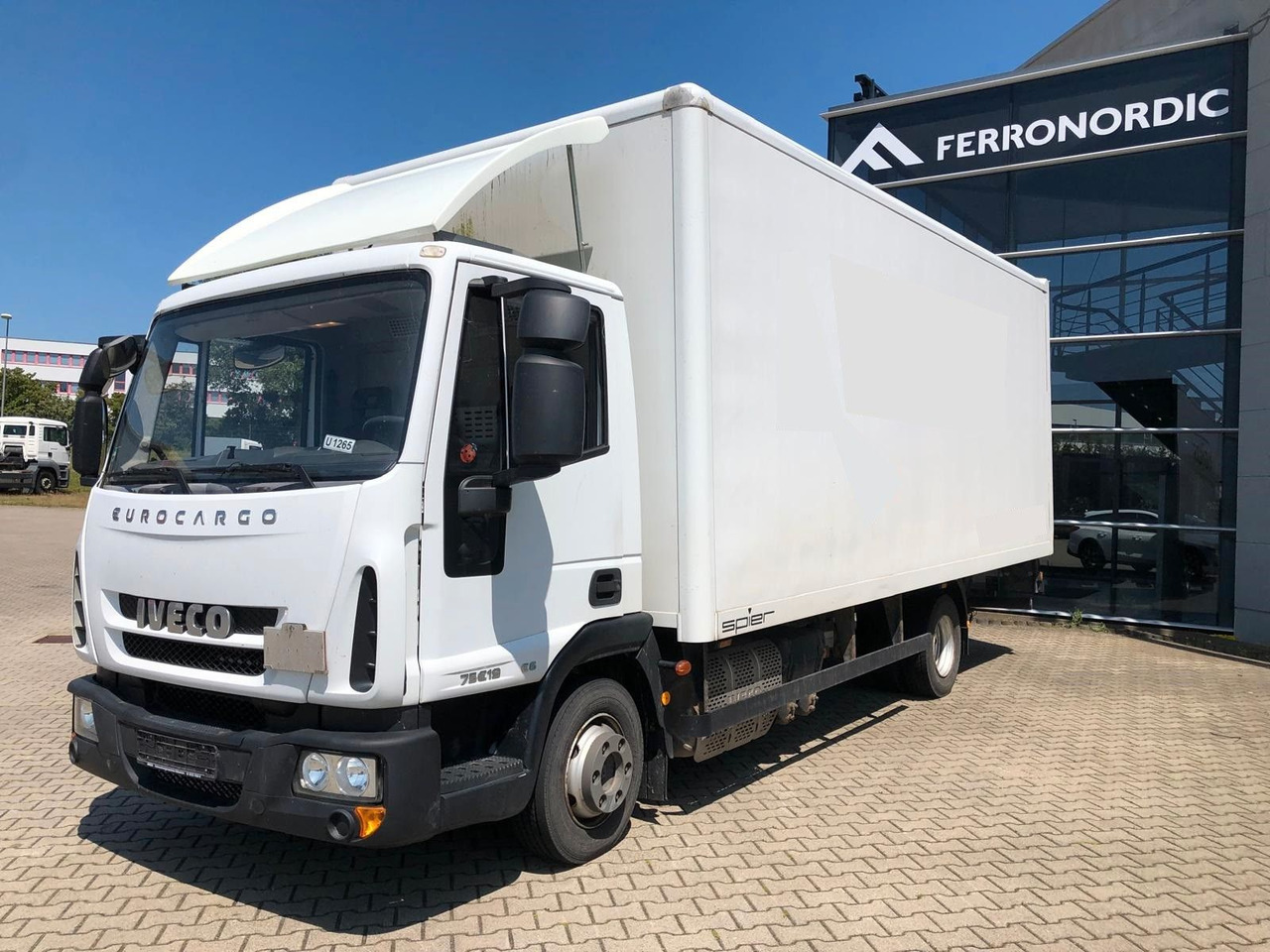 Iveco 75 E 190 Koffer*LBW*Schalter*Blatt/Luft*Klima - Dodávka skriňová nadstavba: obrázok 4 Iveco 75 E 190 Koffer*LBW*Schalter*Blatt/Luft*Klima - Dodávka skriňová nadstavba: obrázok 4