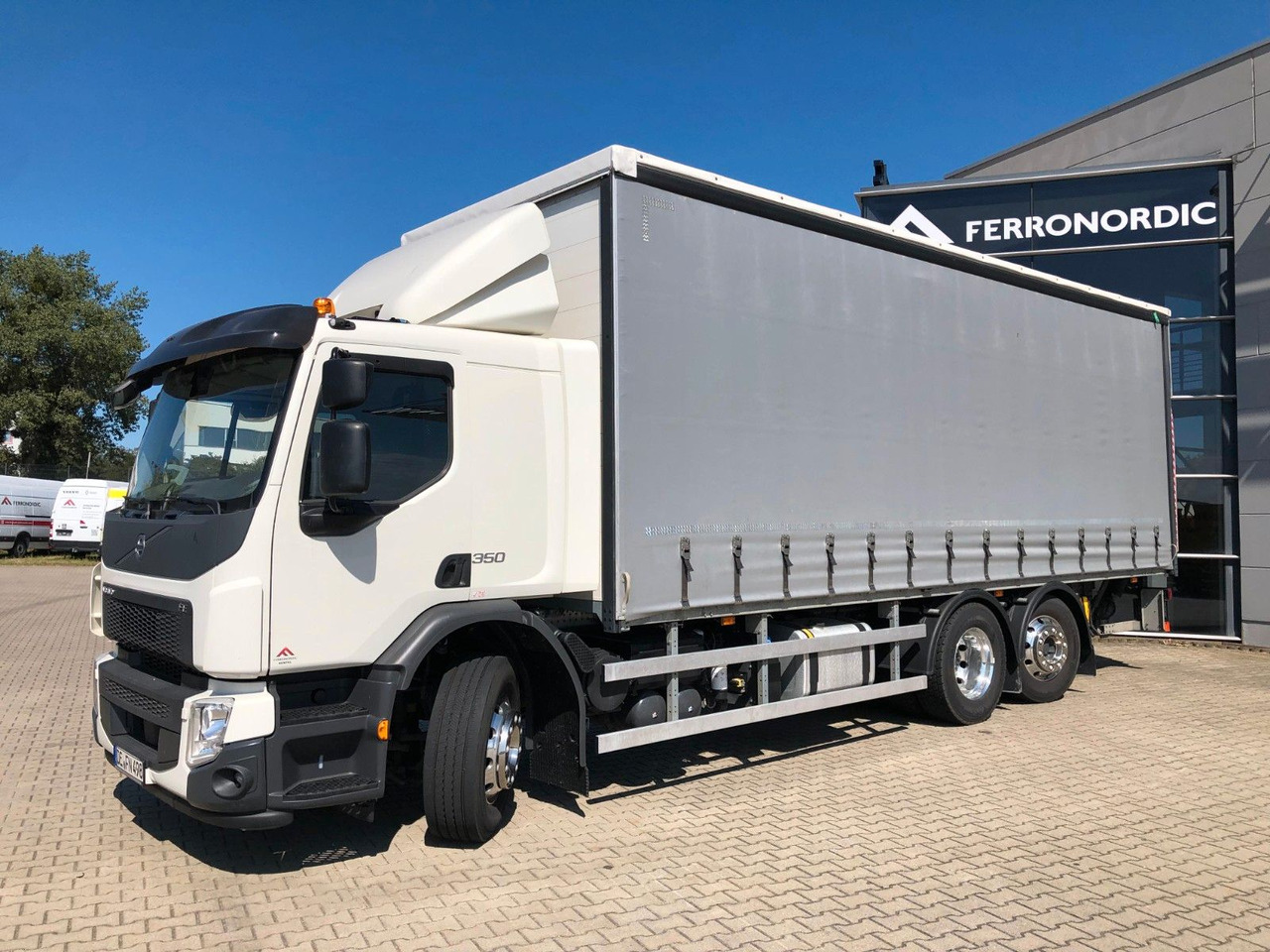 Volvo FE 350 26T 6x2 Lenkachse*ALU*LBW*EDSCHA - Plachtové nákladné vozidlo: obrázok 2 Volvo FE 350 26T 6x2 Lenkachse*ALU*LBW*EDSCHA - Plachtové nákladné vozidlo: obrázok 2