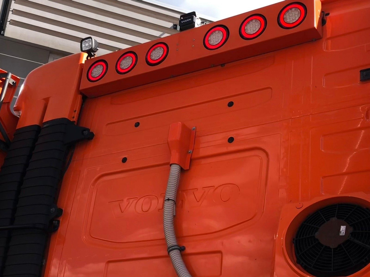 Volvo FH460 8x4 Tridem*TopZustand*excellent condition - Sklápač: obrázok 3 Volvo FH460 8x4 Tridem*TopZustand*excellent condition - Sklápač: obrázok 3