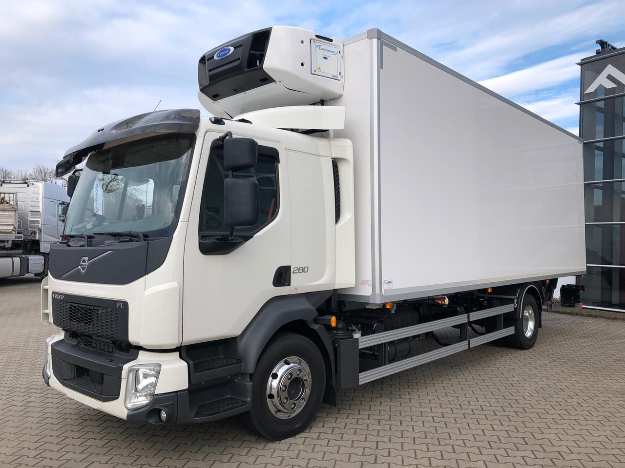 Volvo FL16.280 VollLuft*LBW *Carrier Supra850*a.Miete - Chladirenské nákladné vozidlo: obrázok 2 Volvo FL16.280 VollLuft*LBW *Carrier Supra850*a.Miete - Chladirenské nákladné vozidlo: obrázok 2