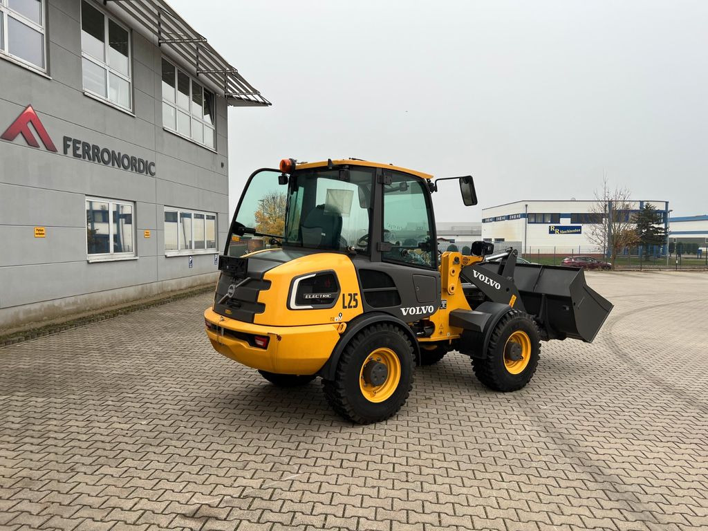Volvo JL25H Electric *Auch Miete - Kolesový nakladač: obrázok 2 Volvo JL25H Electric *Auch Miete - Kolesový nakladač: obrázok 2