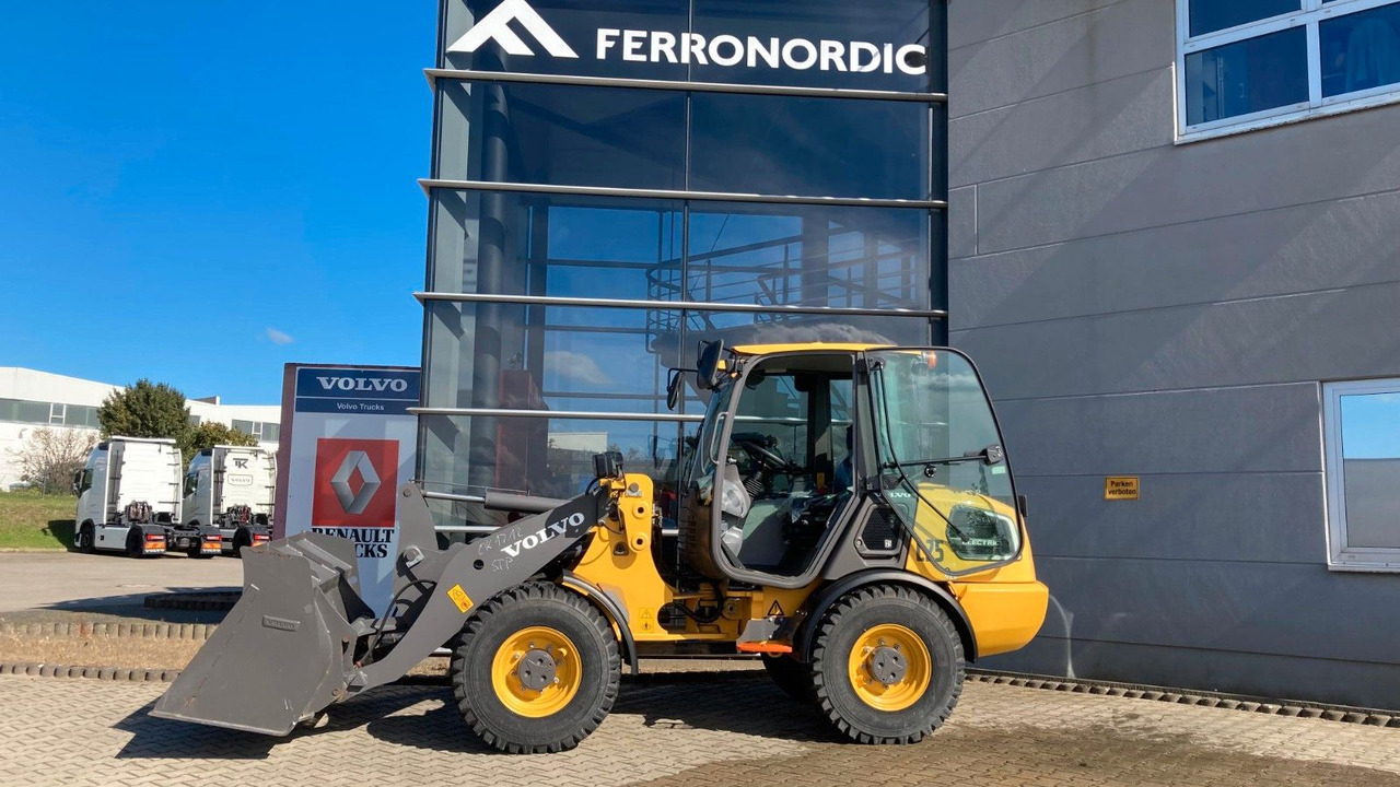 Volvo JL25H Electric *Auch Miete Volvo L25 Electric *Auch Miete*Neuzustand+22+14 kW - Kolesový nakladač: obrázok 3 Volvo JL25H Electric *Auch Miete Volvo L25 Electric *Auch Miete*Neuzustand+22+14 kW - Kolesový nakladač: obrázok 3