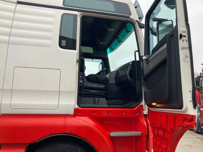 Ťahač MAN TGX 41.540 8x4/4 BLS: obrázok 14
