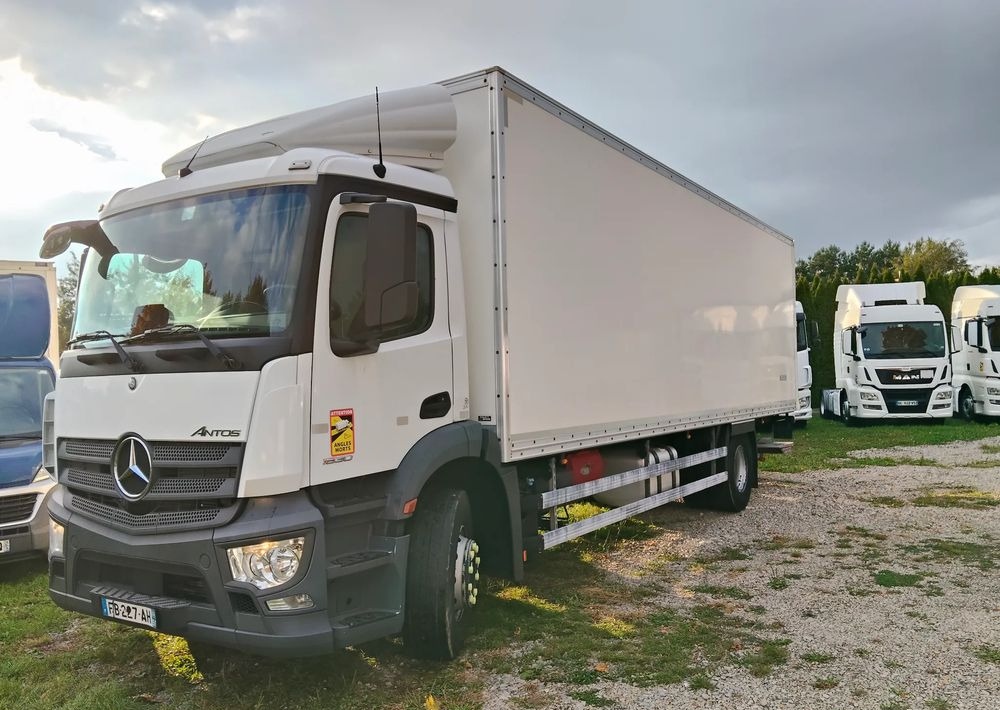 Mercedes-Benz Antos - Chladirenské nákladné vozidlo: obrázok 1 Mercedes-Benz Antos - Chladirenské nákladné vozidlo: obrázok 1