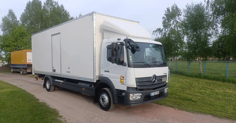 Mercedes-Benz Atego 1218 - Skříňový nákladní auto: obrázok 1 Mercedes-Benz Atego 1218 - Skříňový nákladní auto: obrázok 1