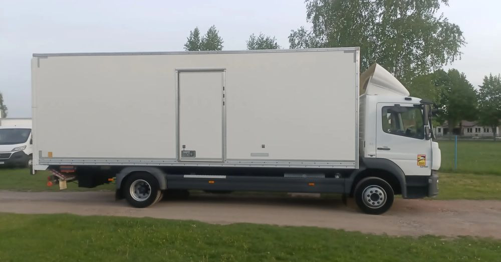 Mercedes-Benz Atego 1218 - Skříňový nákladní auto: obrázok 5 Mercedes-Benz Atego 1218 - Skříňový nákladní auto: obrázok 5