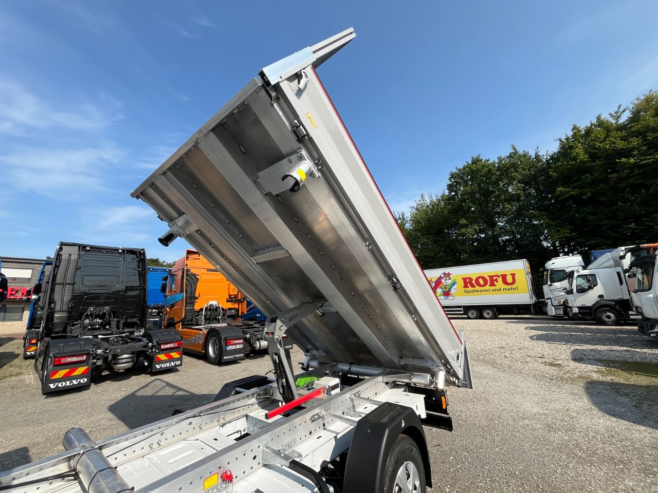 Dodávka sklápač, Elektrická dodávka Renault MASTER ELEKTRO DREISEITENKIPPER: obrázok 8