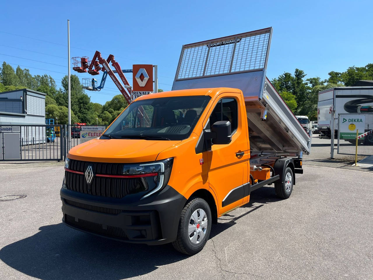 Renault Master mit JPM Dreiseitenkipper - Dodávka sklápač: obrázok 1 Renault Master mit JPM Dreiseitenkipper - Dodávka sklápač: obrázok 1