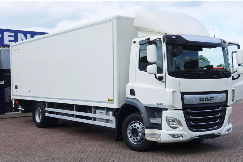 DAF CF 290 Bak+Klep Dhollandia 2.000 kg - Skříňový nákladní auto: obrázok 2 DAF CF 290 Bak+Klep Dhollandia 2.000 kg - Skříňový nákladní auto: obrázok 2