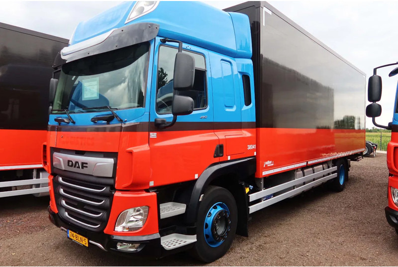 DAF CF 410 CF 410 - Skříňový nákladní auto: obrázok 2 DAF CF 410 CF 410 - Skříňový nákladní auto: obrázok 2