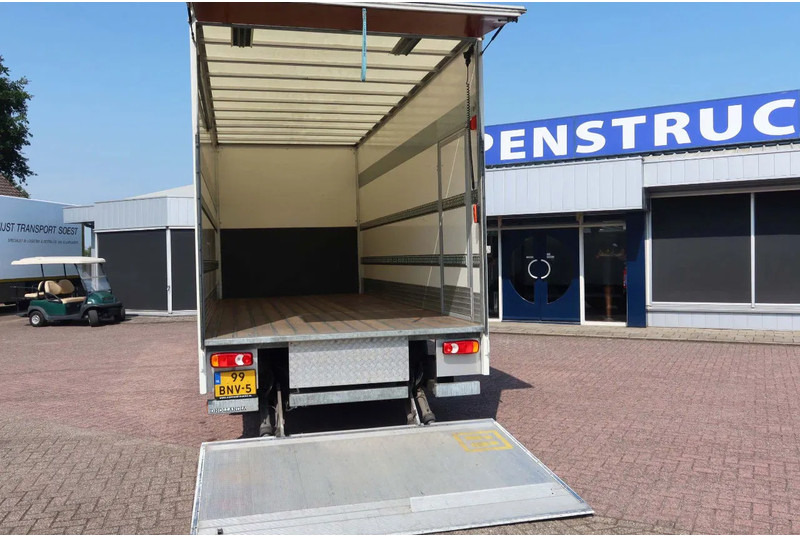 DAF LF 210 Bakwagen + Dhollandia klep 1500 kg - Skříňový nákladní auto: obrázok 4 DAF LF 210 Bakwagen + Dhollandia klep 1500 kg - Skříňový nákladní auto: obrázok 4
