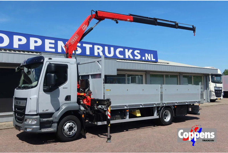 DAF LF 260 FA Openwagen + Kraan Fassi F85 B023+ Radio controle - Valníkový/ Plošinový nákladný automobil: obrázok 1 DAF LF 260 FA Openwagen + Kraan Fassi F85 B023+ Radio controle - Valníkový/ Plošinový nákladný automobil: obrázok 1