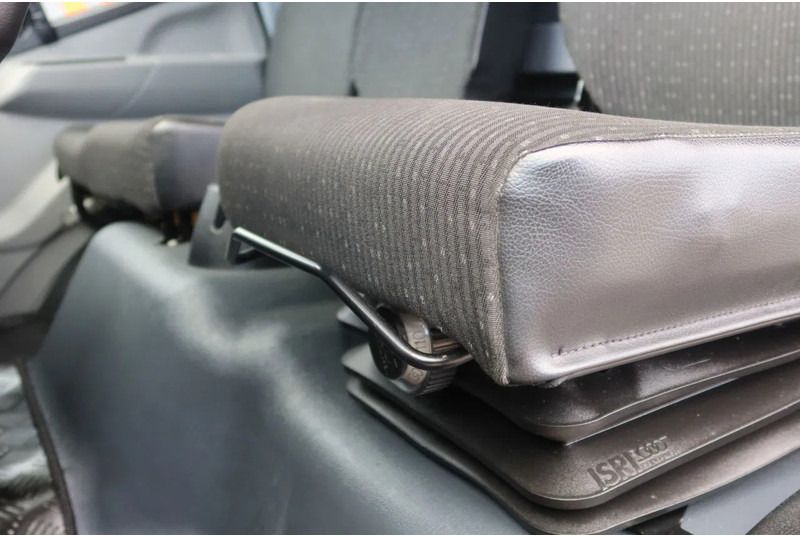 FUSO Canter Mistubishi Canter 7C18 - Skříňový nákladní auto: obrázok 5 FUSO Canter Mistubishi Canter 7C18 - Skříňový nákladní auto: obrázok 5