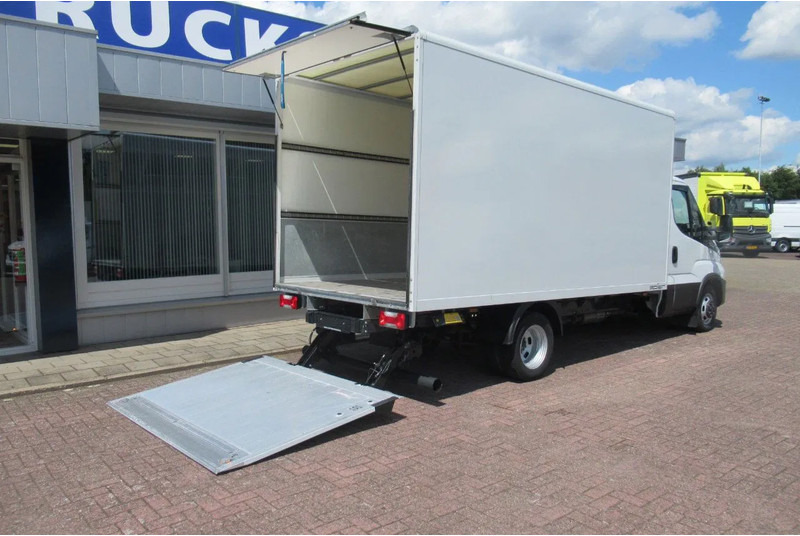 Iveco Daily 35C16 Bak+Klep Automaat - Dodávka skriňová nadstavba: obrázok 3 Iveco Daily 35C16 Bak+Klep Automaat - Dodávka skriňová nadstavba: obrázok 3