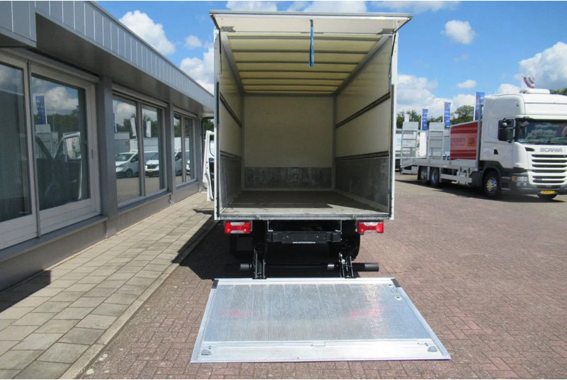 Iveco Daily 35C16 Bak+Klep Automaat - Dodávka skriňová nadstavba: obrázok 4 Iveco Daily 35C16 Bak+Klep Automaat - Dodávka skriňová nadstavba: obrázok 4