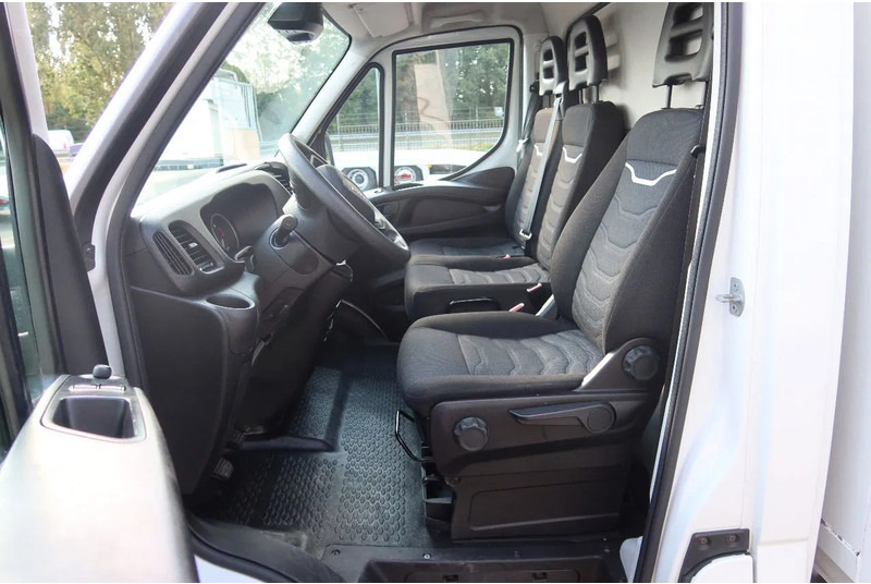 Iveco Daily 35S16 Bakwagen + Laadklep 750kg - Dodávka skriňová nadstavba: obrázok 4 Iveco Daily 35S16 Bakwagen + Laadklep 750kg - Dodávka skriňová nadstavba: obrázok 4