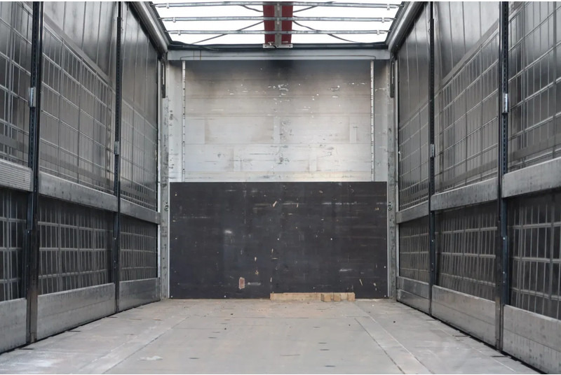 Kögel SN 24 Schuifzeil, Schuifdak, lift as, stuur-as, Rongen gaten + ice killer. - Plachtový náves: obrázok 4 Kögel SN 24 Schuifzeil, Schuifdak, lift as, stuur-as, Rongen gaten + ice killer. - Plachtový náves: obrázok 4