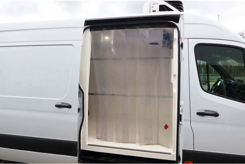 Mercedes-Benz Sprinter 317 CDI L3/H2 Multi temp, Verplaatsbare tussenwand - Chladiarenská dodávka: obrázok 3 Mercedes-Benz Sprinter 317 CDI L3/H2 Multi temp, Verplaatsbare tussenwand - Chladiarenská dodávka: obrázok 3