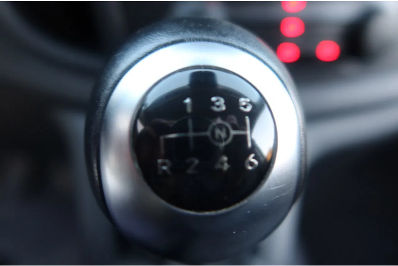 Malá dodávka Mercedes-Benz Vito 116 CDI 29.500 euro: obrázok 15