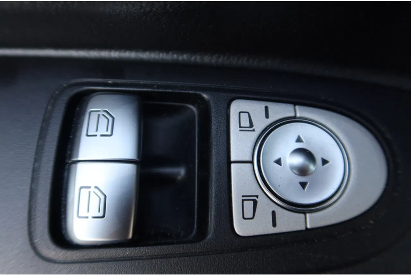 Malá dodávka Mercedes-Benz Vito 116 CDI 29.500 euro: obrázok 9