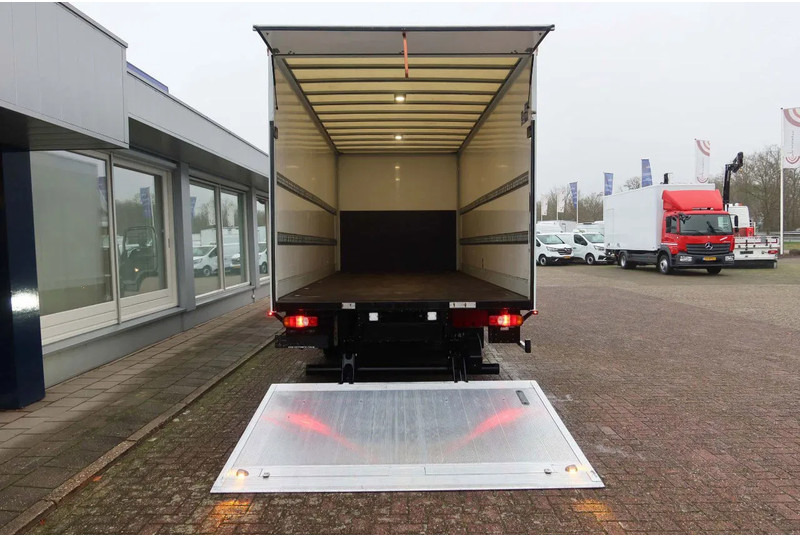 Mitsubishi Canter 7C18 Bakwagen + Laadklep - Skříňový nákladní auto: obrázok 4 Mitsubishi Canter 7C18 Bakwagen + Laadklep - Skříňový nákladní auto: obrázok 4