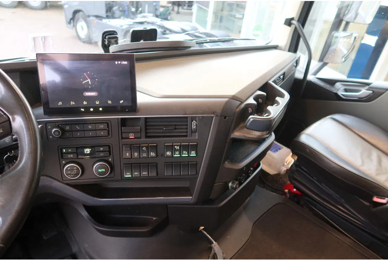 Volvo FH FH 500 Globetrotter Full Air suspension. 2 Pieces in stock. - Ťahač: obrázok 5 Volvo FH FH 500 Globetrotter Full Air suspension. 2 Pieces in stock. - Ťahač: obrázok 5