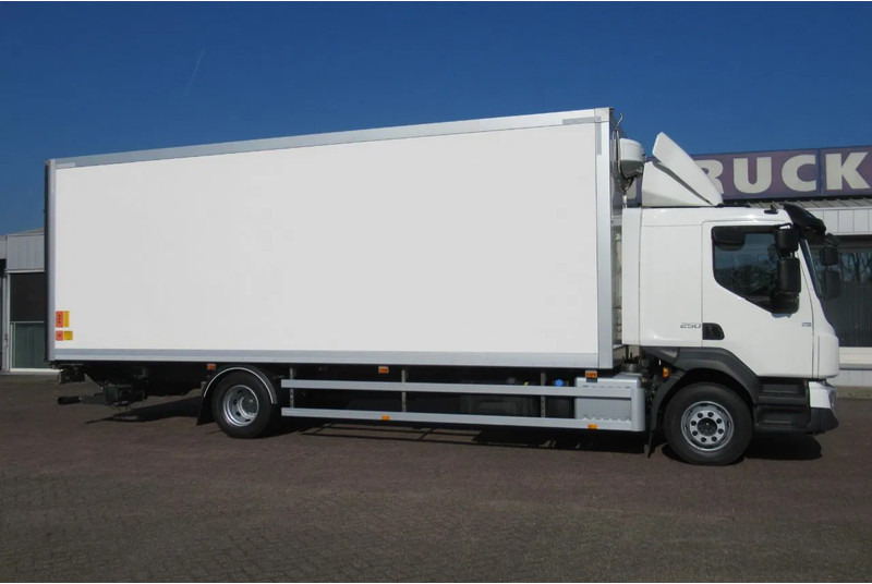 Volvo FL 250 Bakwagen + 6 deuren + Laadklep 2000 kg - Skříňový nákladní auto: obrázok 2 Volvo FL 250 Bakwagen + 6 deuren + Laadklep 2000 kg - Skříňový nákladní auto: obrázok 2