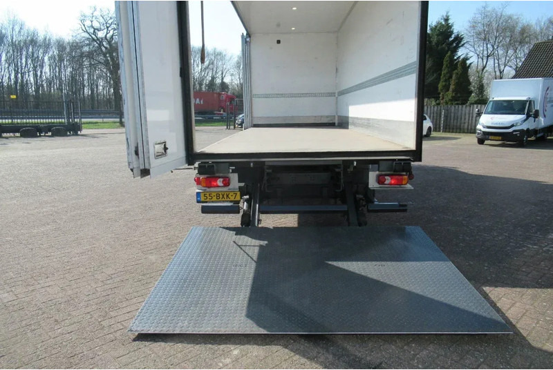 Volvo FL 250 Bakwagen + 6 deuren + Laadklep 2000 kg - Skříňový nákladní auto: obrázok 4 Volvo FL 250 Bakwagen + 6 deuren + Laadklep 2000 kg - Skříňový nákladní auto: obrázok 4