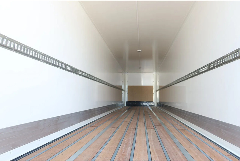 Wielton 3 Asser. Gesloten met Dhollandia klep 2500 kg Lift as - Náves skriňové: obrázok 4 Wielton 3 Asser. Gesloten met Dhollandia klep 2500 kg Lift as - Náves skriňové: obrázok 4