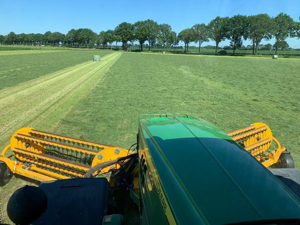 Elho V-Twin 600 zwader fronthark balkenhark zwad hark - Obracač sena: obrázok 2 Elho V-Twin 600 zwader fronthark balkenhark zwad hark - Obracač sena: obrázok 2