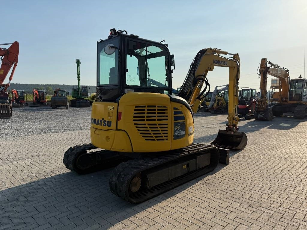 Komatsu PC 45 MR-5 - Mini rýpadlo: obrázok 5 Komatsu PC 45 MR-5 - Mini rýpadlo: obrázok 5